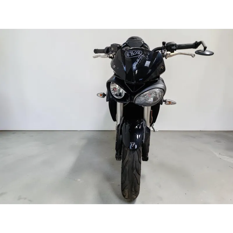 TRIUMPH STREET TRIPLE S 660
