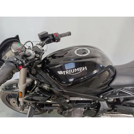 TRIUMPH STREET TRIPLE S 660
