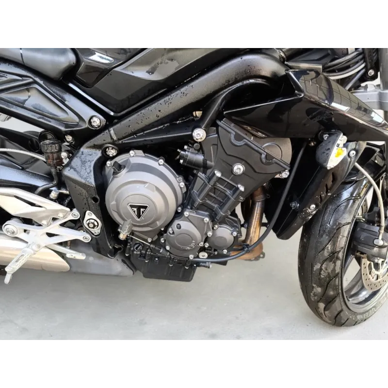 TRIUMPH STREET TRIPLE S 660