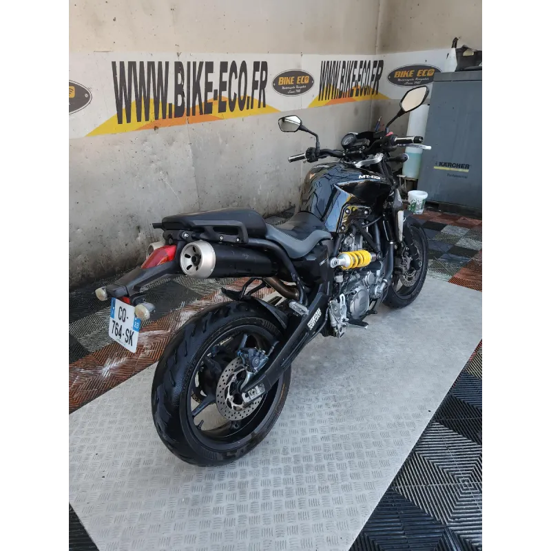 YAMAHA MT03 660
