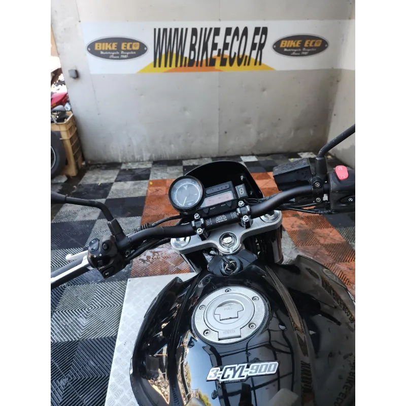 YAMAHA MT03 660