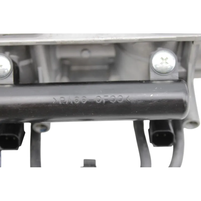 Rampe d'injection TRIUMPH STREET TRIPLE 765 R ABS 2020 - 2023