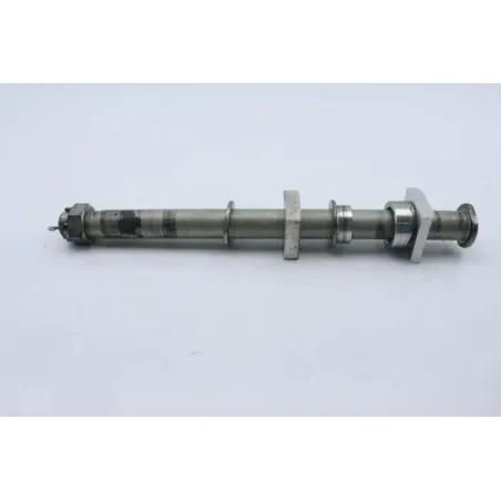 Axe de roue arriere KAWASAKI Z 1000 2003 - 2006
