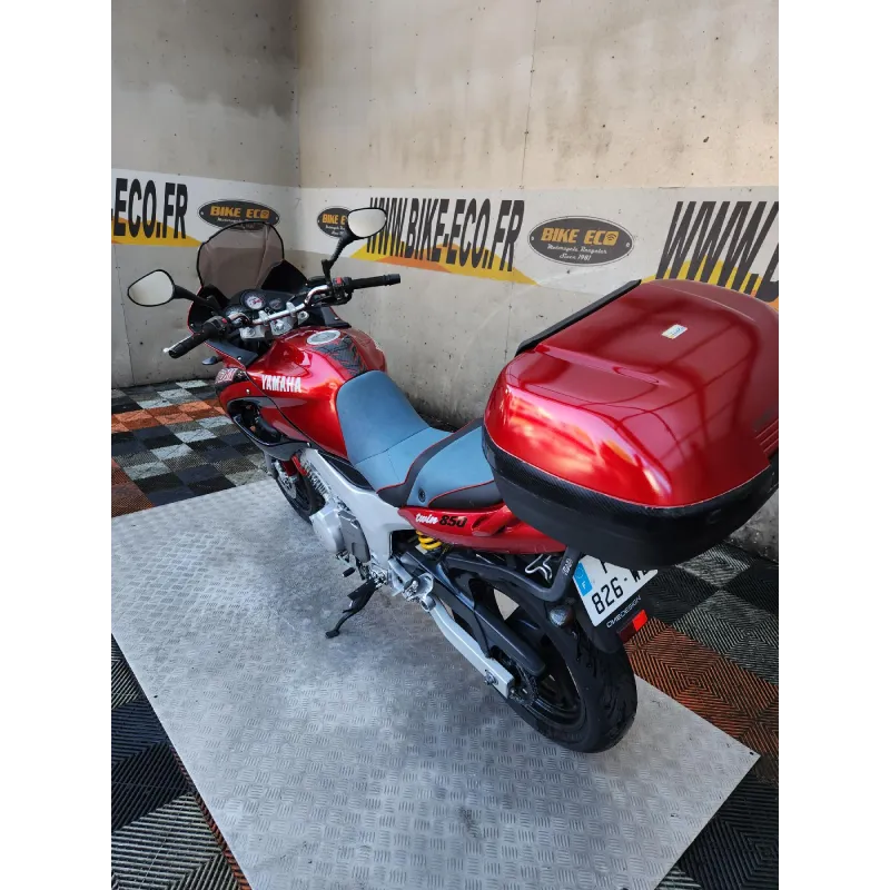 YAMAHA TDM 850