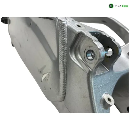 Bras oscillant KAWASAKI KLE 650 2011-2014 VERSYS