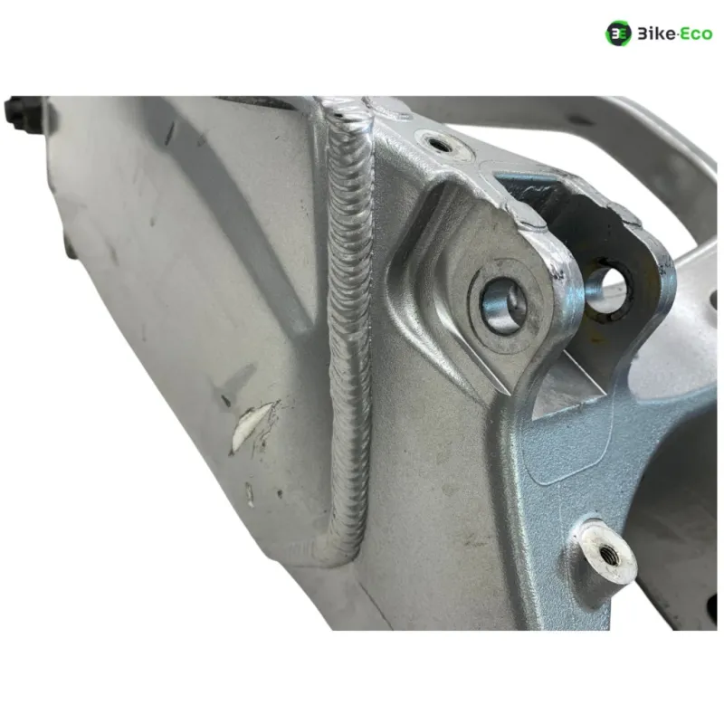 Bras oscillant KAWASAKI KLE 650 2011-2014 VERSYS