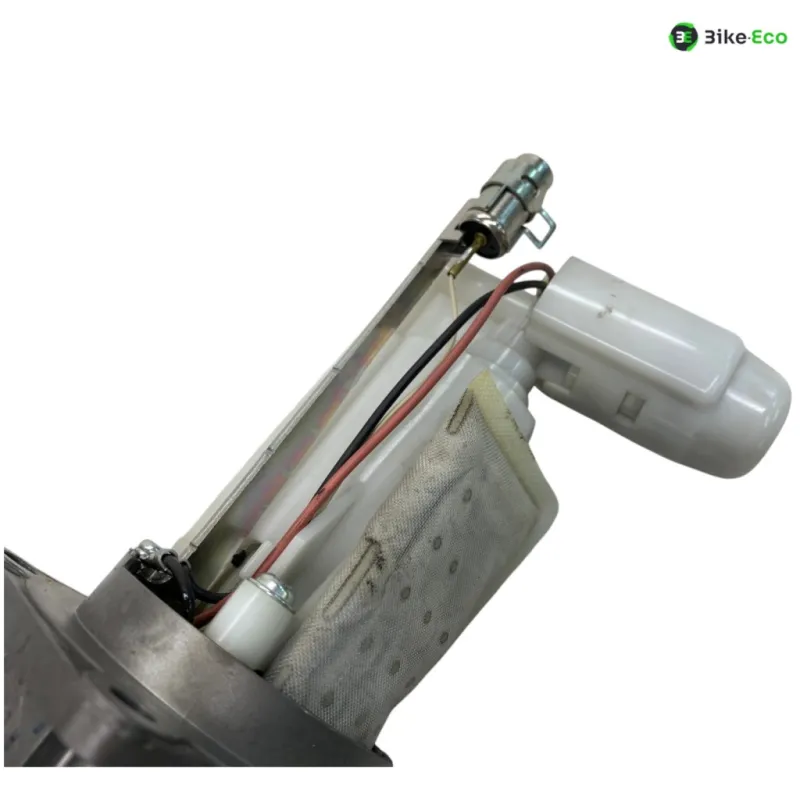 Pompe a essence KAWASAKI KLE 650 2011-2014 VERSYS