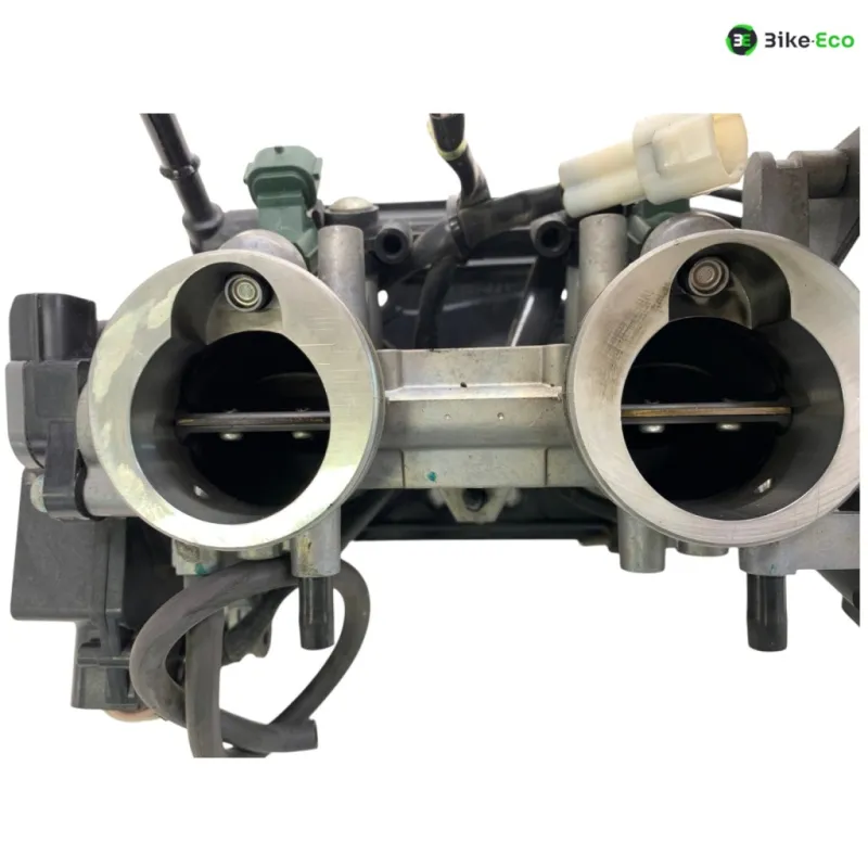 Rampe d'injection KAWASAKI KLE 650 2011-2014 VERSYS