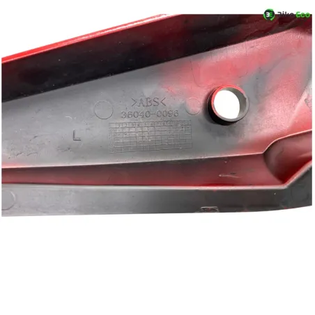 Cache carenage coque arriere gauche KAWASAKI KLE 650 2011-2014 VERSYS