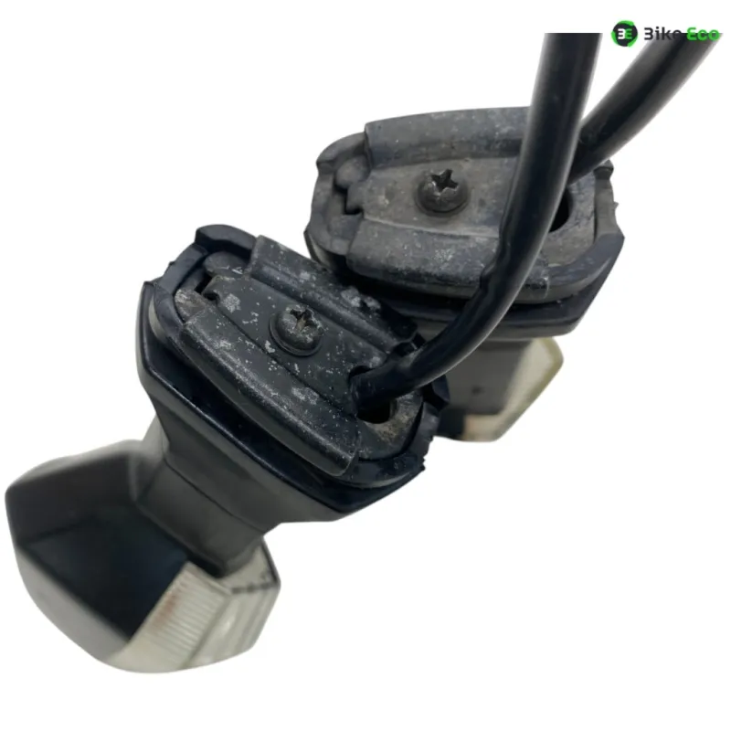 Clignotants avant KAWASAKI KLE 650 2011-2014 VERSYS