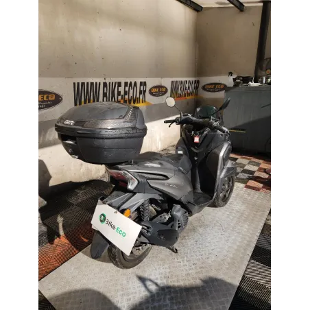 YAMAHA MW 125 TRITY