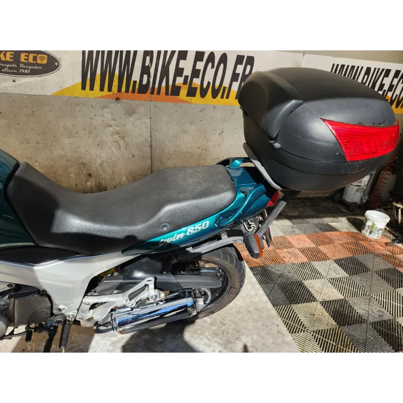 YAMAHA TDM 850
