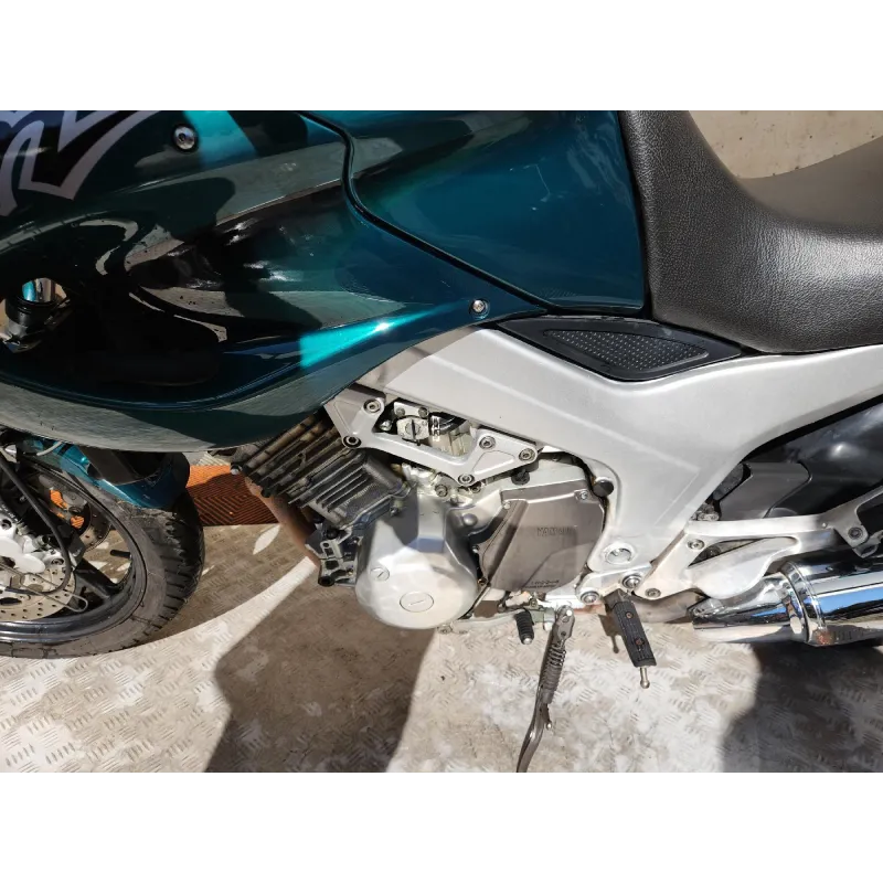 YAMAHA TDM 850