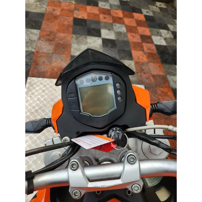 KTM DUKE 125