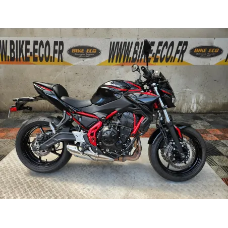 KAWASAKI Z 650 .