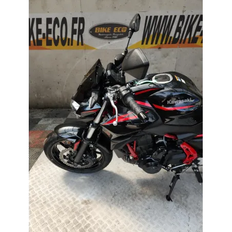 KAWASAKI Z 650 .