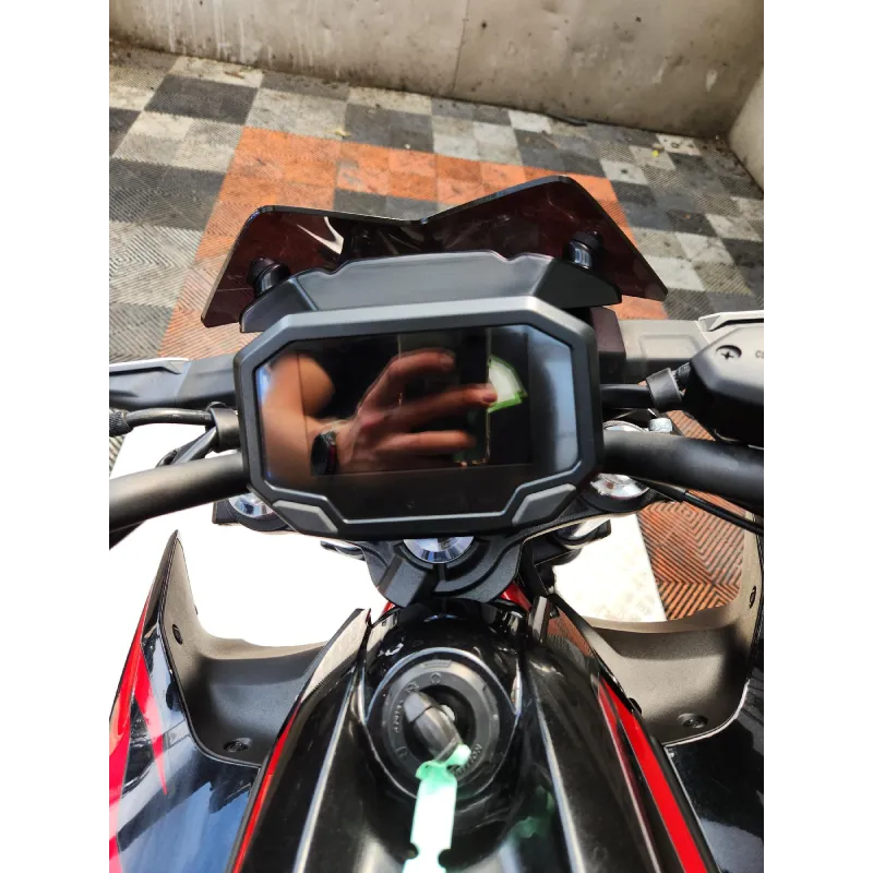 KAWASAKI Z 650 .