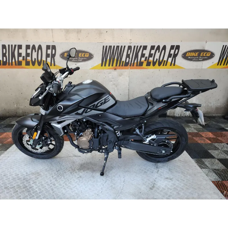 VOGE HARLEY DAVIDSON 625 R