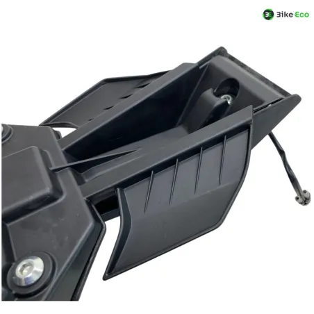 Support de plaque et eclairage VOGE R125 2023-2026