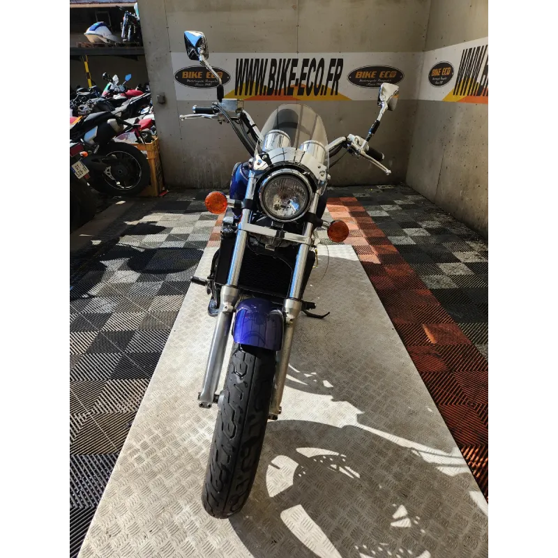 HONDA VFC 750
