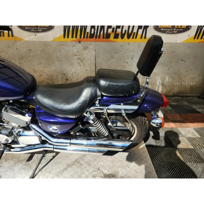 HONDA VFC 750
