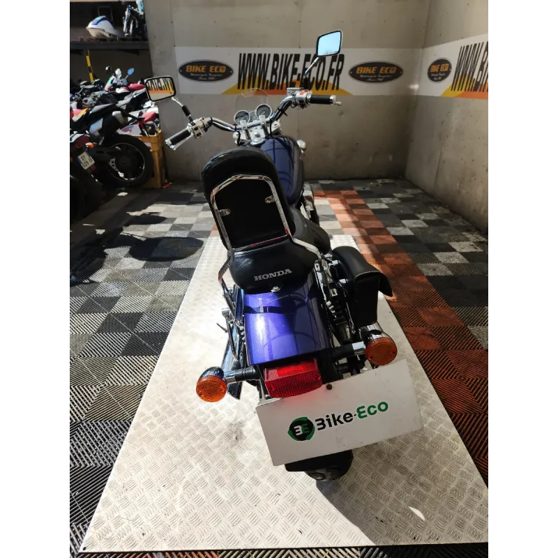 HONDA VFC 750
