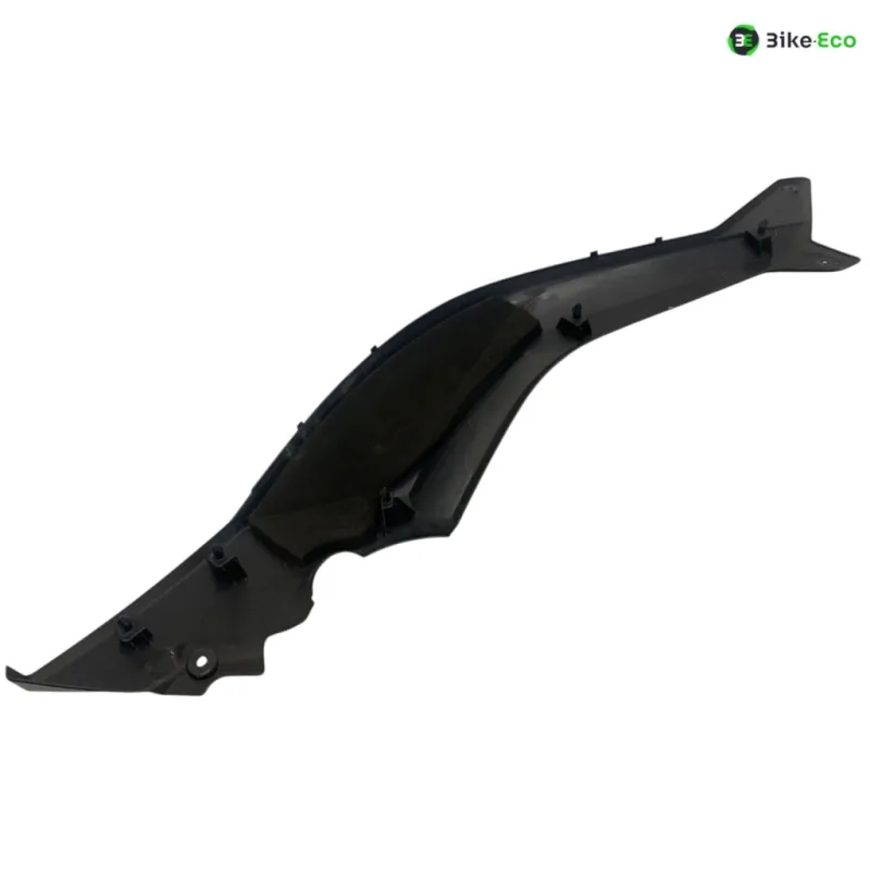 Cache carenage sous selle gauche YAMAHA XP 530 2012-2014 TMAX ABS