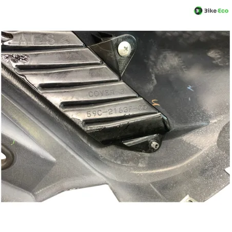 Cache carenage coque arriere droit YAMAHA XP 530 2012-2014 TMAX ABS