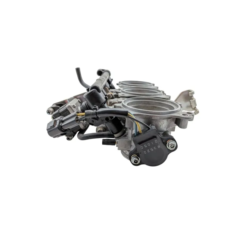 Rampe d'injection TRIUMPH STREET TRIPLE 675 R 2011 - 2012