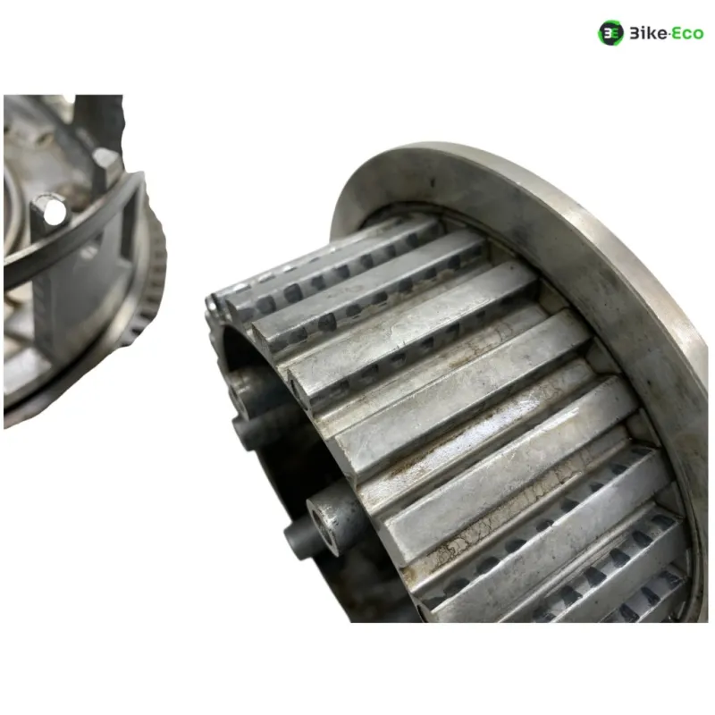 Cloche d'embrayage YAMAHA FZ6 600 2004-2006