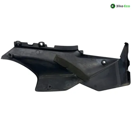 Cache carenage sous selle gauche HONDA FMX 650 2005-2006