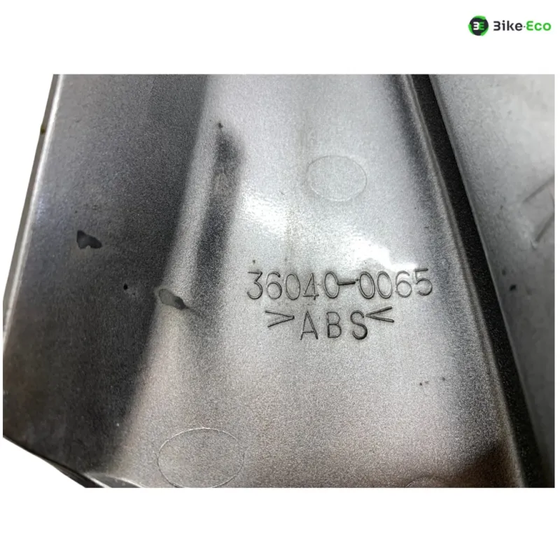 Cache carenage coque arriere KAWASAKI KLE 650 2007-2009 VERSYS ABS