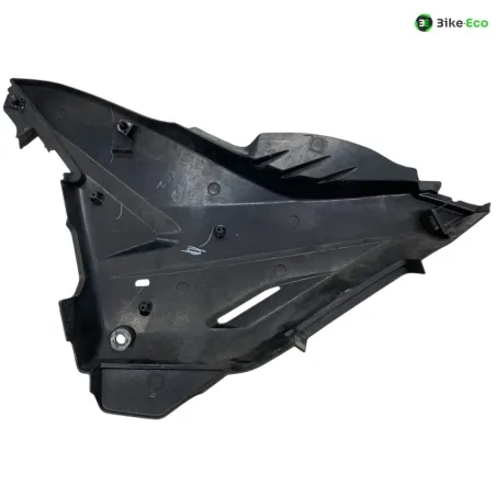 Cache carenage sous selle droit HONDA CBF 125 2013-2014