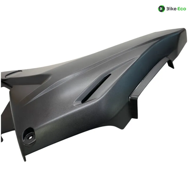 Cache carenage sous selle gauche HONDA CBF 125 2013-2014