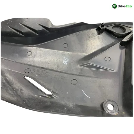 Cache carenage sous selle gauche HONDA CBF 125 2013-2014