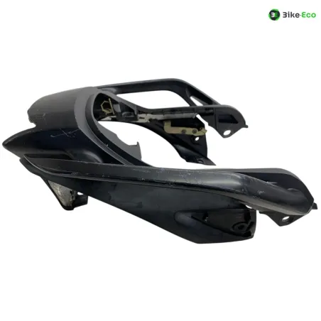 Cache carenage coque arriere YAMAHA FZ6 600 2004-2006