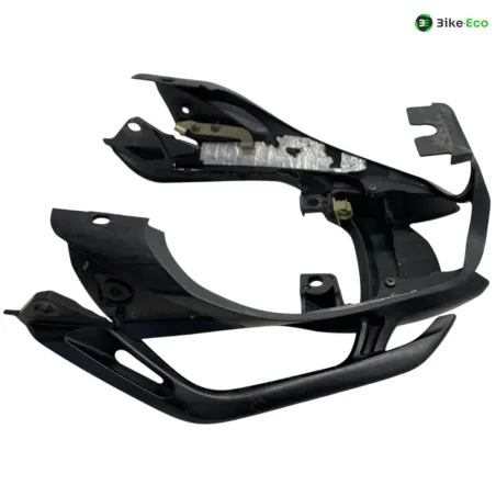 Cache carenage coque arriere YAMAHA FZ6 600 2004-2006