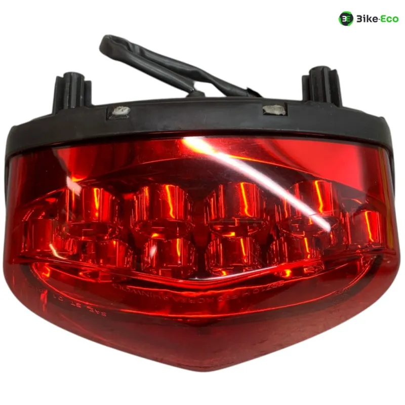 Feu arriere HYOSUNG GV 650 2005-2010 AQUILA