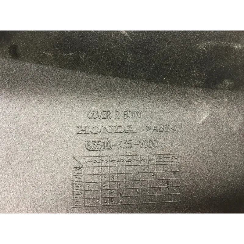 Cache carenage coque arriere droit HONDA PCX 125 2014-2016