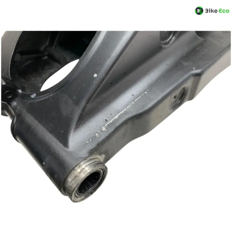 Bras oscillant YAMAHA YZF 125 R 2025-2026