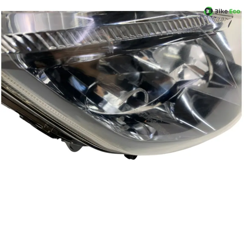 Optique (feux)(phare) YAMAHA GPD 125 2017-2019 NMAX