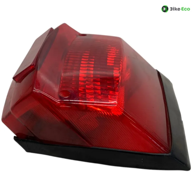 Feu arriere PIAGGIO VESPA 125 2011-2017 PX