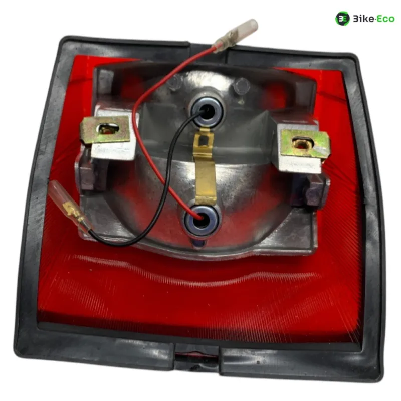 Feu arriere PIAGGIO VESPA 125 2011-2017 PX