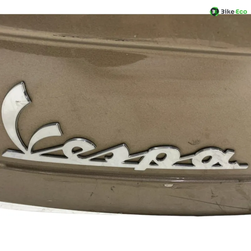 Cache carenage coque arriere droit PIAGGIO VESPA 125 2011-2017 PX