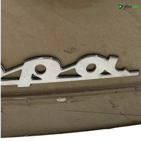 Cache carenage coque arriere droit PIAGGIO VESPA 125 2011-2017 PX