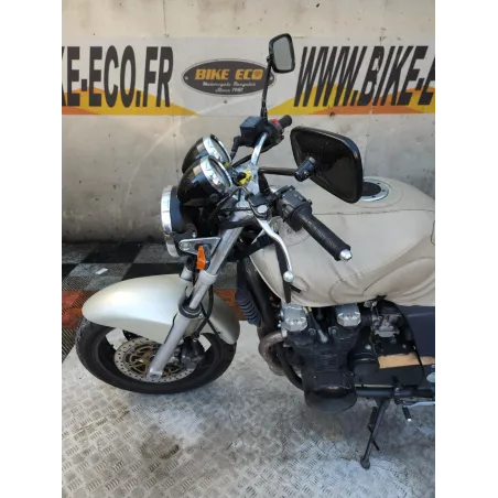 KAWASAKI 750 ZR7