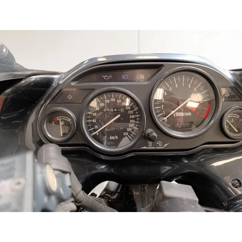 KAWASAKI ZZR 1100