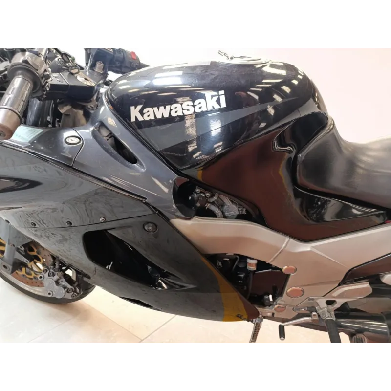 KAWASAKI ZZR 1100