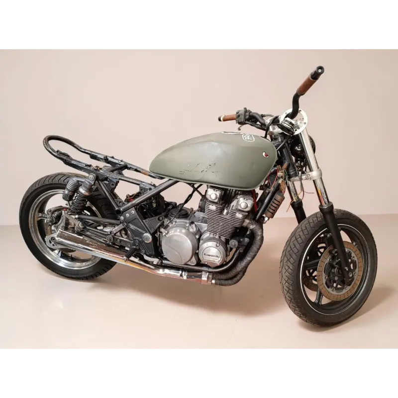 KAWASAKI ZEPHYR