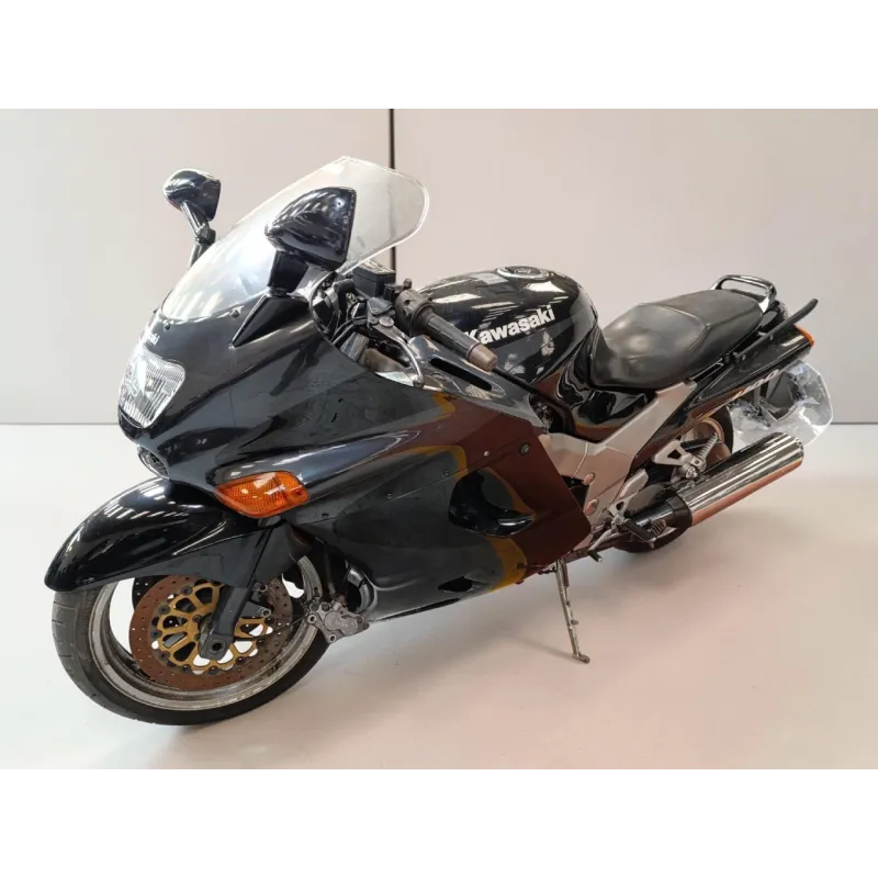 KAWASAKI ZZR 1100